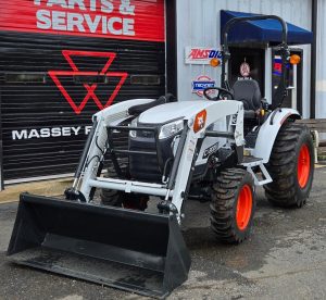 CT2025 COMPACT TRACTOR